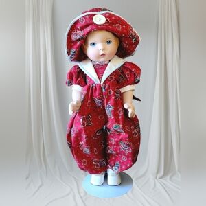 Daisy Kingdom Doll Blonde 18" & Clothes